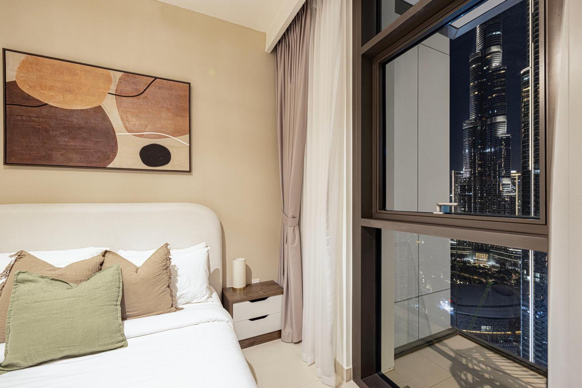 Luxury Sky High 2-bedroom Stunning Burj Khalifa & Fountain Views अपार्टमेंट